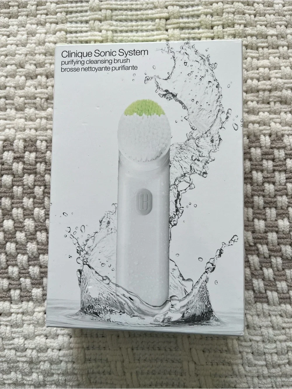 Clinique Sonic System Purifying Cleansing Brush - White with Light Green Accent